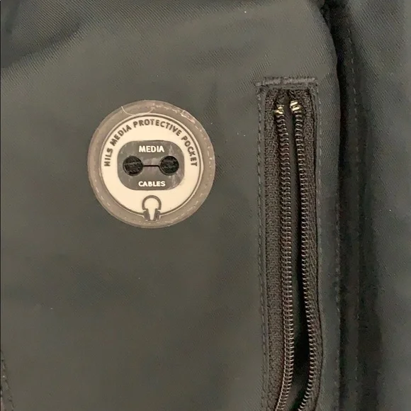 Nils insulated ski/snowboard jacket. Sz 10 - Picture 4 of 8